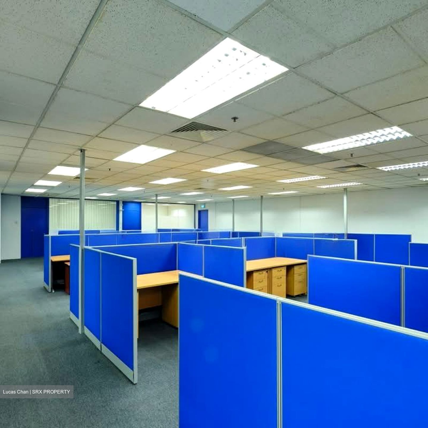 Moreton Logistics Centre (D5), Office #548792191